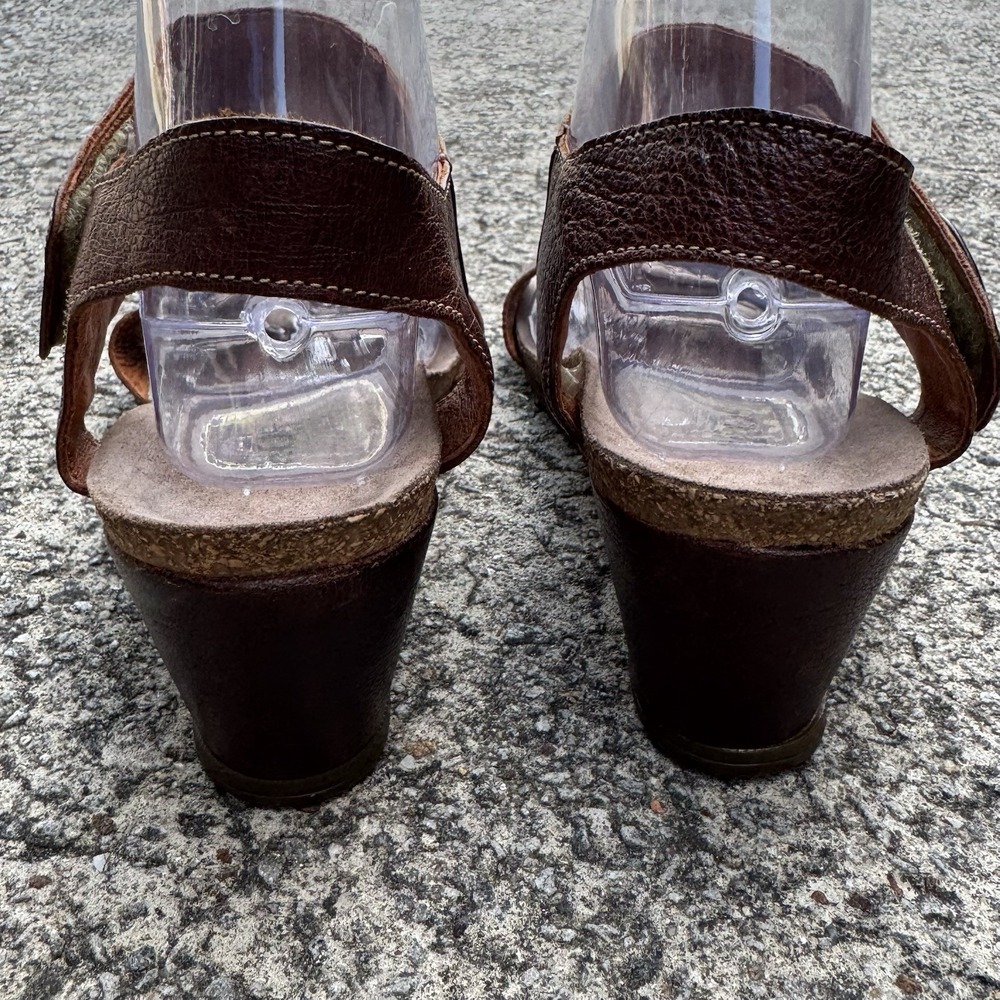 Taos Women's Carousel‎ 3 Tan Leather Wedge Sandals Size 41 US 10 Comfort Casual - Picture 4 of 13